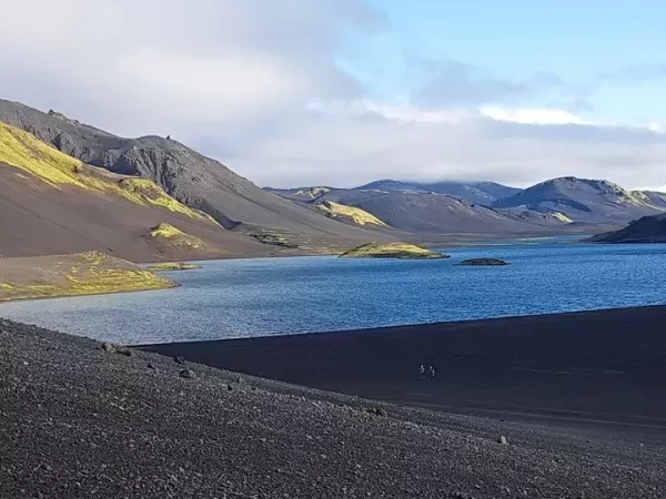 HIKING IN ICELAND