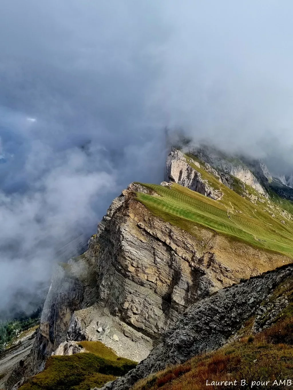 media-library74lec664ka9ibPfDbum