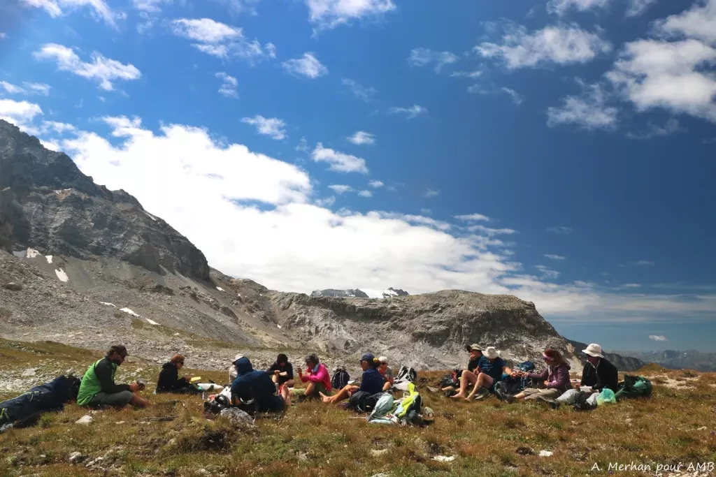 media-librarythh9dp0o4bd8c6VXkQl