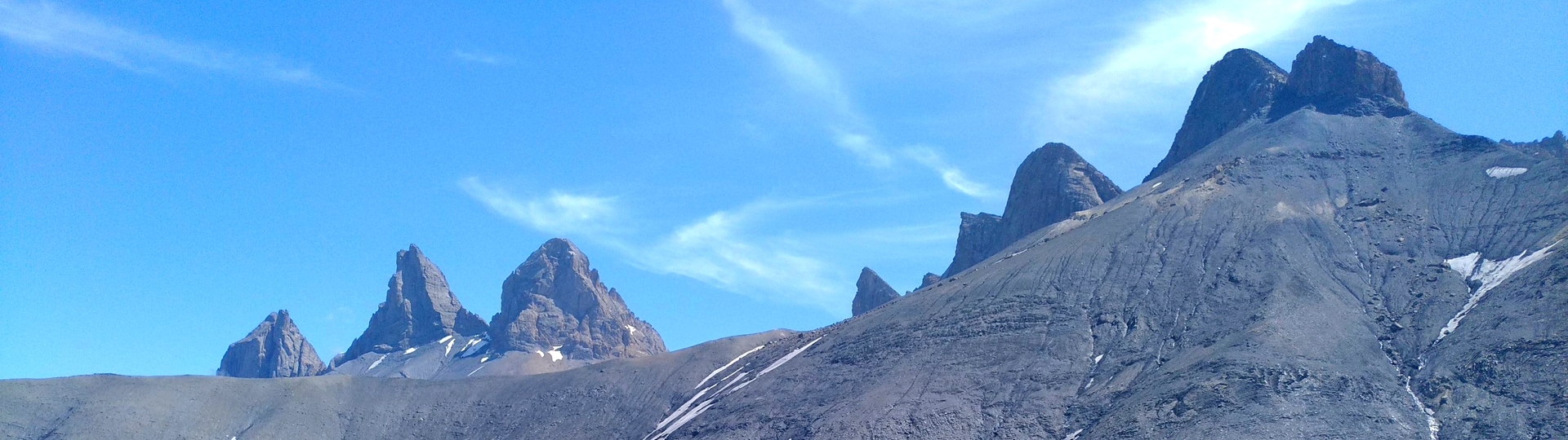 TOUR OF THE AIGUILLES D'ARVES guided