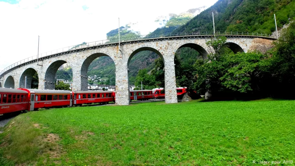 media-library2gn1fq09vm9q4SW7OCB