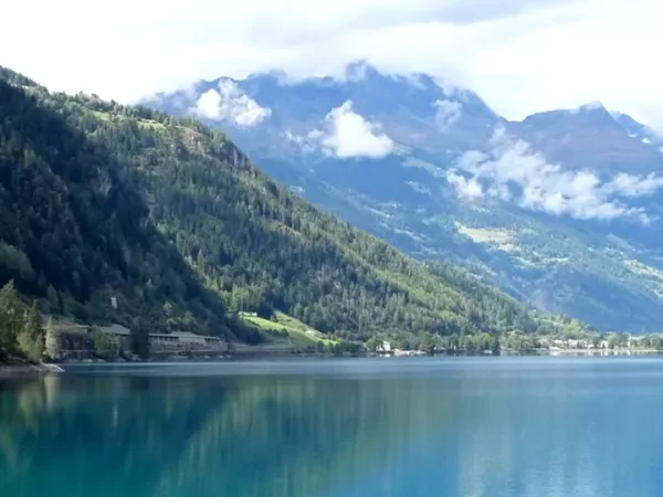 HIKES AND LEGENDARY SWISS TRAIN 10 days self-guided