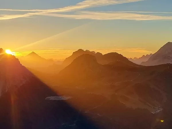 AROUND THE VAL GARDENA PANORAMA self-guided 