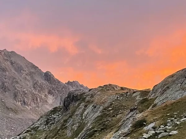 THE RUITOR CIRCUIT AND ITS SUMMIT