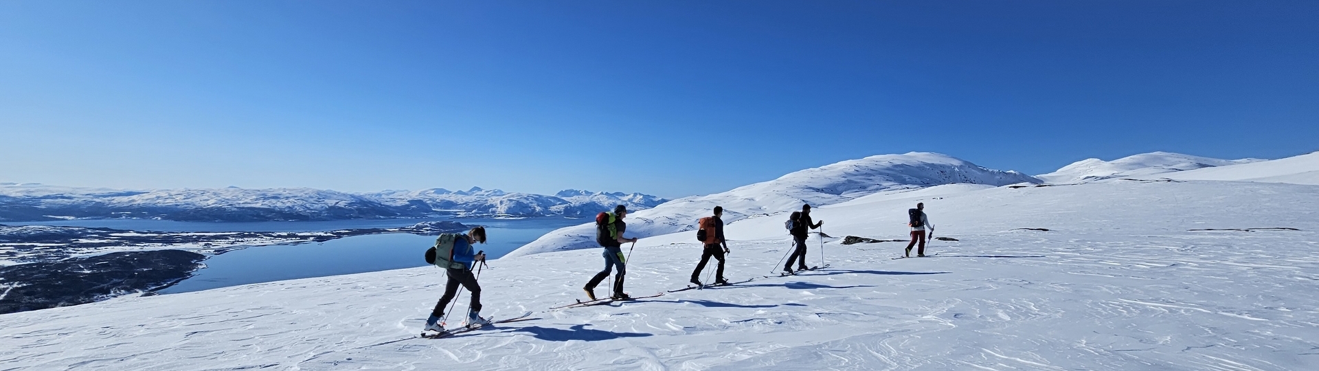 NORWAY, ski touring between sky and sea