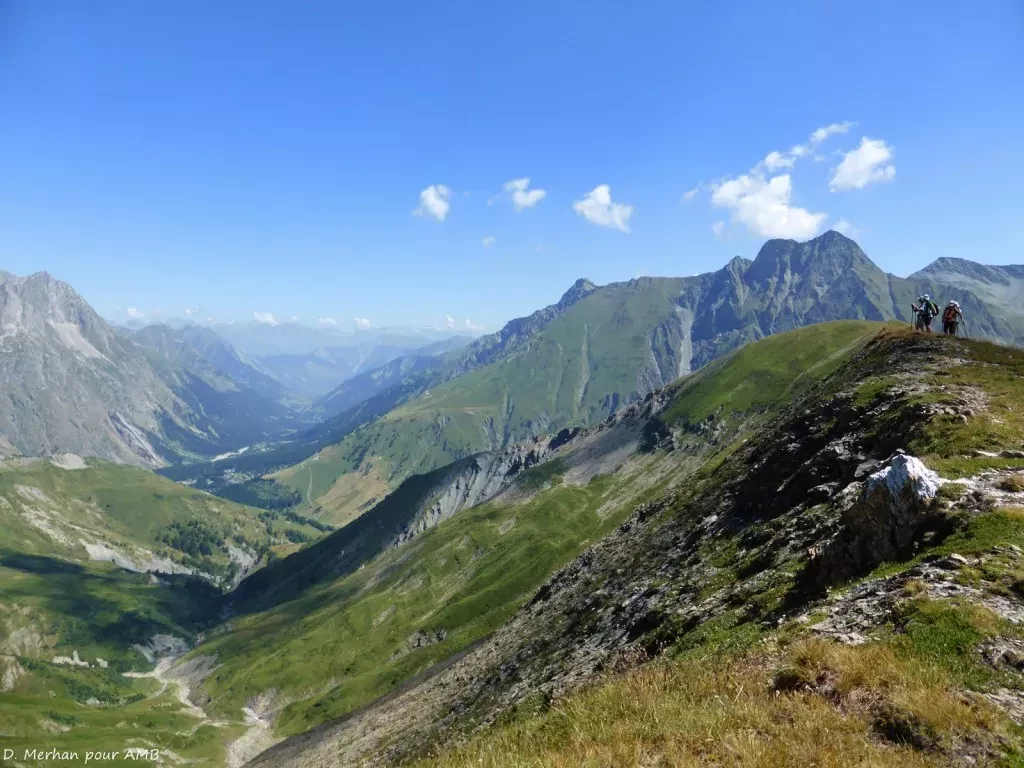 media-library1k0ueldpj89q3RznM0F