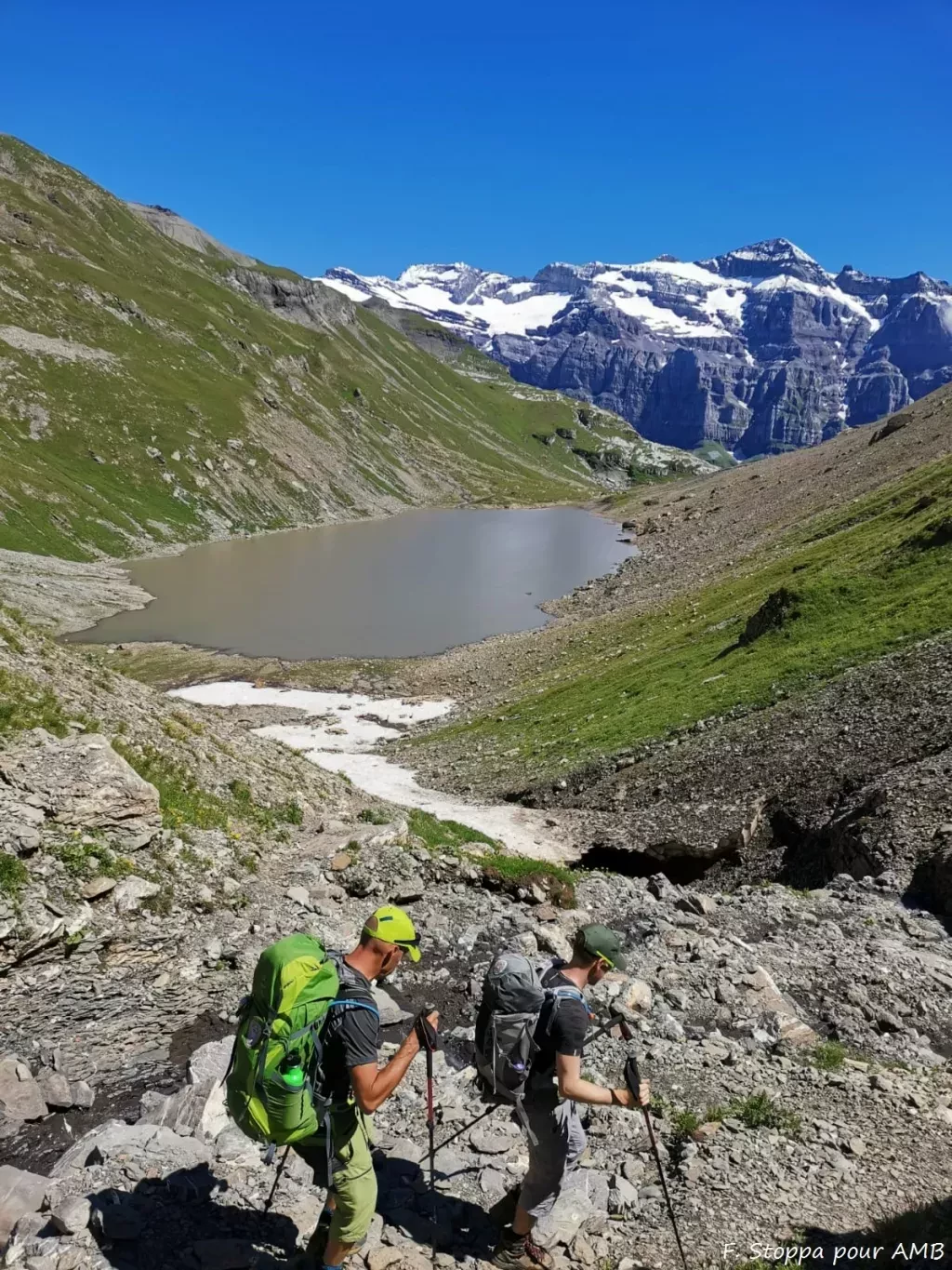 media-library8a5pa552s2012MASx6B