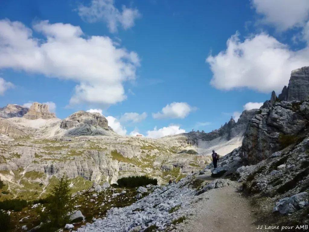 media-librarymim5v7mk2u2d3ehbOEB