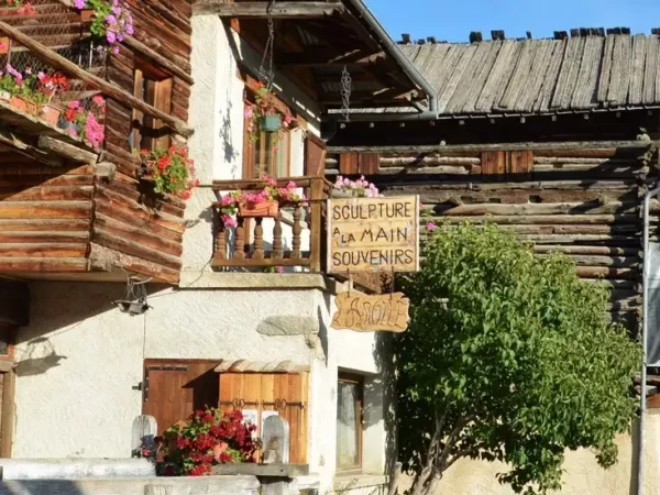 HAUT QUEYRAS self-guided