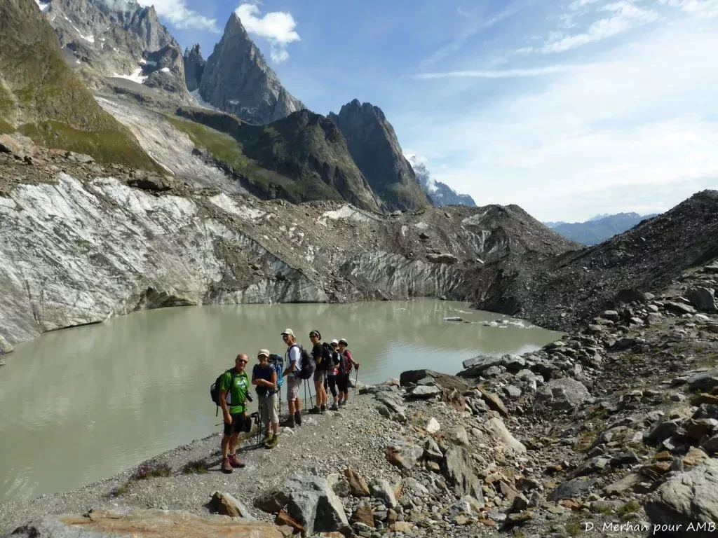 media-librarye6uq8qp1au9k8hqjflV