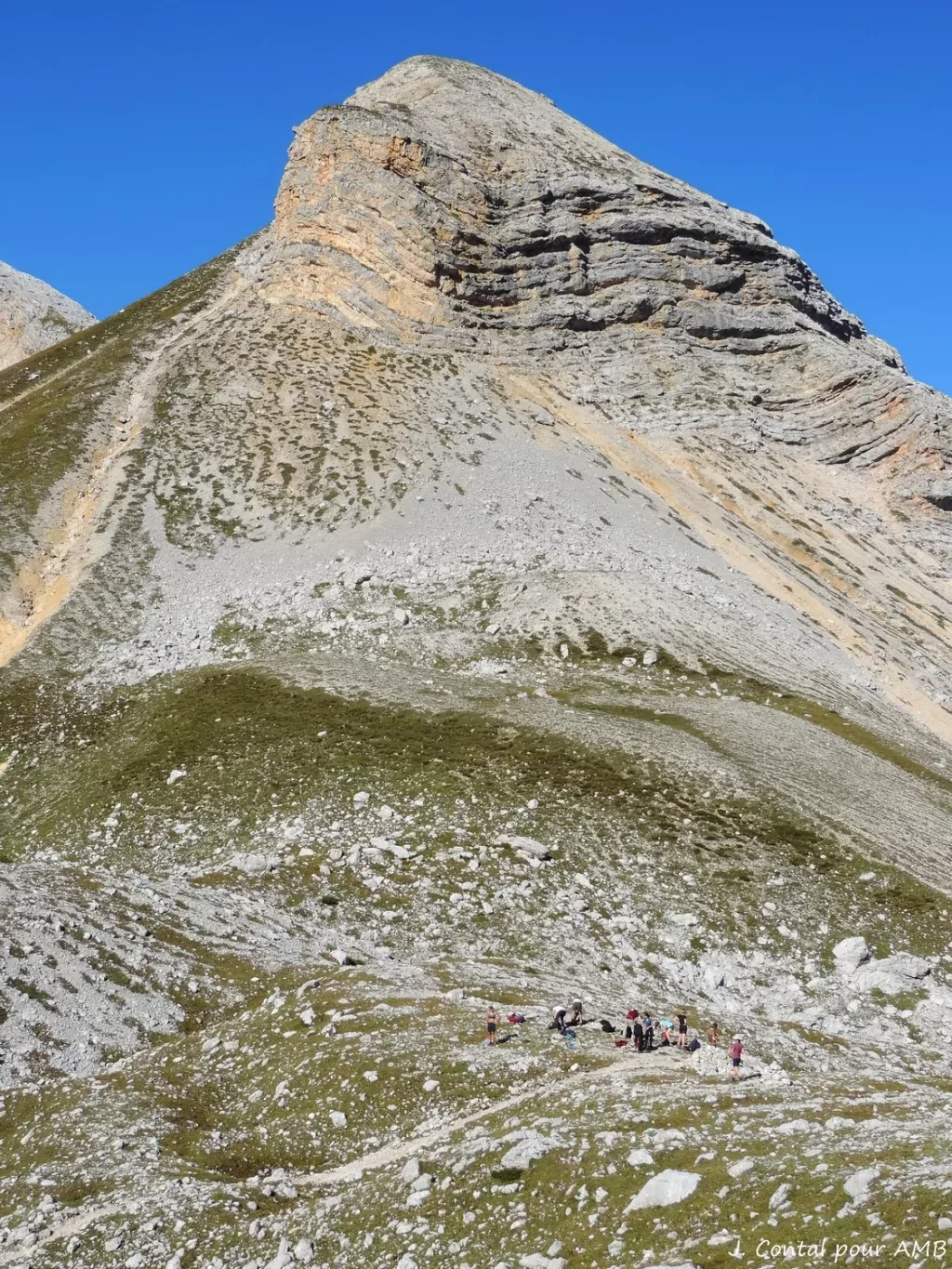 media-librarykuv7gja01omr0xskjiW