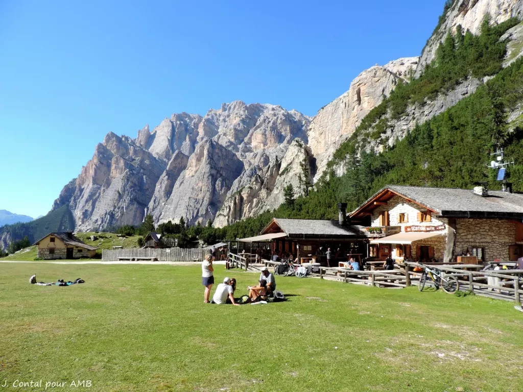 media-library7gau84gp6hu53Jz7vhU