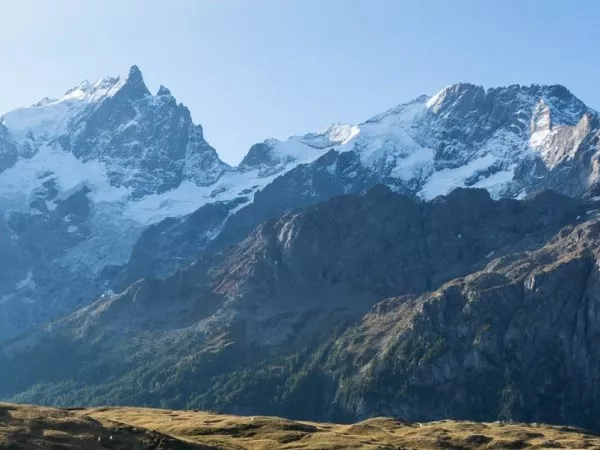 TOUR OF THE AIGUILLES D'ARVES guided