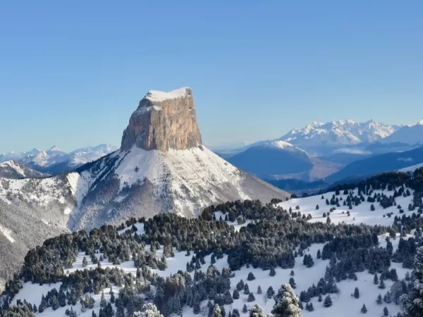 SNOWSHOEING IN THE HIGHLANDS OF VERCORS