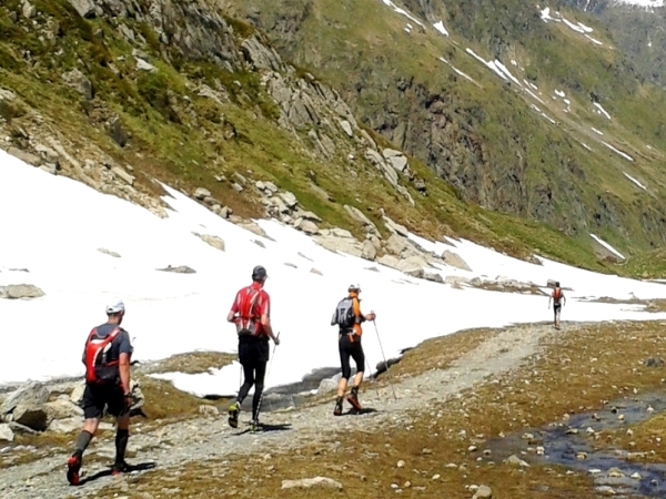TOUR OF MONT BLANC, 6-day trail running with Pierre
